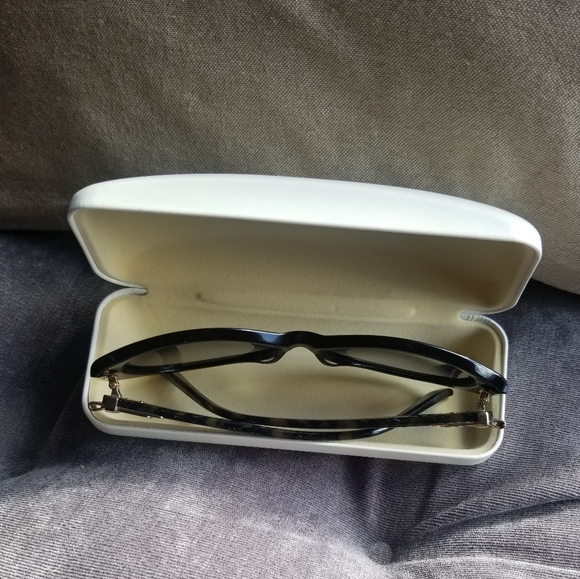 Chloe Sunglasses - Picture 8 of 16